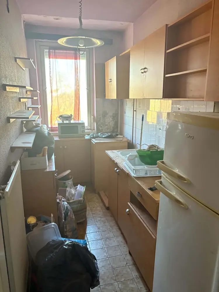 Konyhai lomtalanítás előtte referencia kép